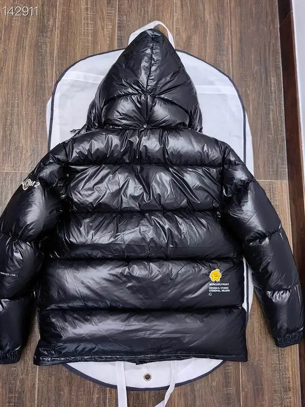 Moncler sz1-5 26yr201 (2)